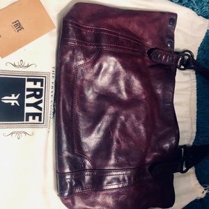 🇺🇸 favorite Frye over the shoulder bag